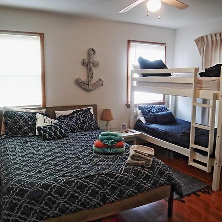 Lake Front Modern Beach House-Hatteras Island Ейвън Екстериор снимка